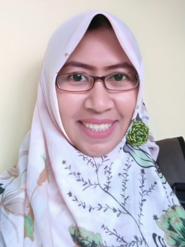 Dr. Sri Wahyuningsih, S.Sos., M.Si., CAW